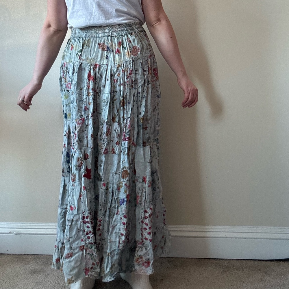 SOLD—Vintage Boho Tiered Floral Maxi Skirt - Picture 4 of 8